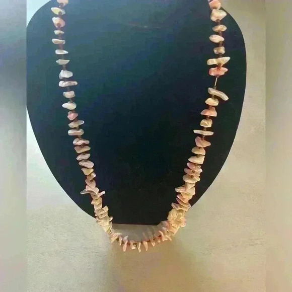 vintage stone necklace - Picture 2 of 4